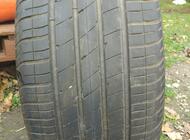 Grajewo ogłoszenia: Sprzedam opony całoroczne 20 
255/40 rok produkcji opon 2023 - zdjęcie